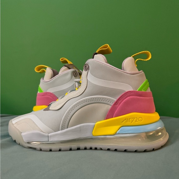 nike lyrical lemonade